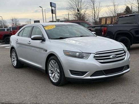 Used 2015 Ford Taurus Limited image 4