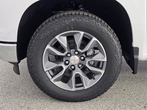 New 2026 Chevrolet Silverado 1500 LT w/ Texas Edition Plus RWD image 13