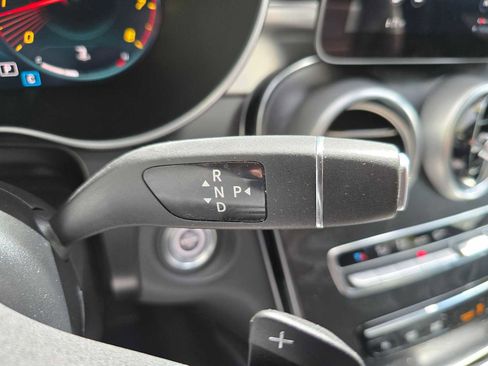 Used 2021 Mercedes-Benz GLC 300 4MATIC image 42