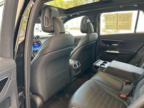 Used 2024 Mercedes-Benz GLC 43 AMG 4MATIC image 42