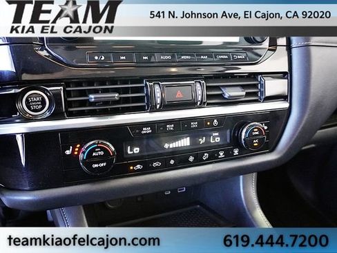 Used 2024 Nissan Pathfinder SL FWD image 32