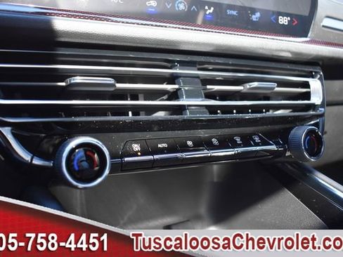 New 2026 Chevrolet Traverse Z71 w/ Driver Confidence Package image 33