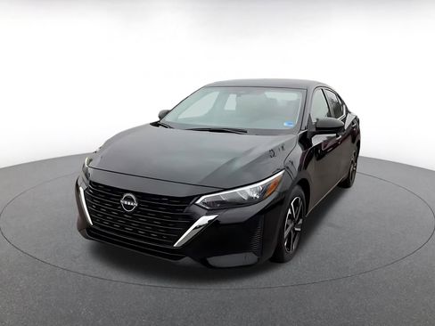 Used 2025 Nissan Sentra SV image 7