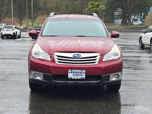 Used 2011 Subaru Outback 2.5i Premium w/ All-Weather Pkg image 4