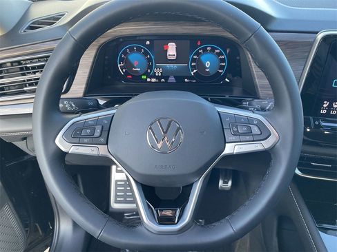 New 2026 Volkswagen Atlas SEL Premium R-Line image 19