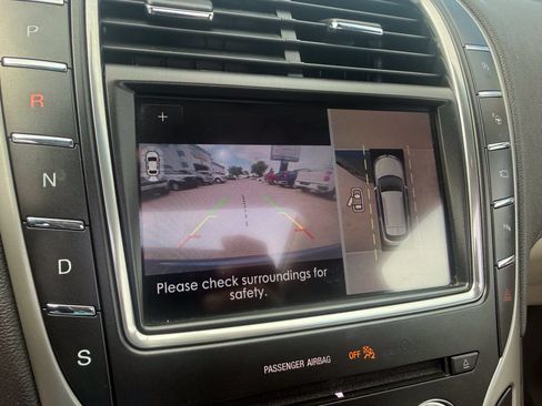 Used 2019 Lincoln Nautilus Reserve FWD image 26