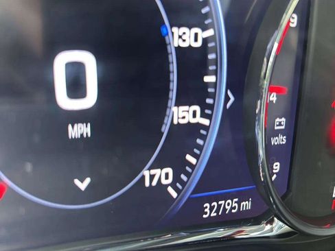 Used 2023 GMC Acadia SLT w/ Technology Package image 20