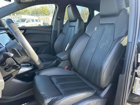 Used 2022 Audi Q4 e-tron Premium Plus image 16