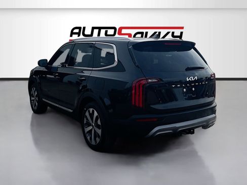 Used 2022 Kia Telluride EX w/ EX Premium Package FWD image 5