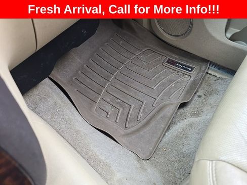 Used 2014 GMC Yukon XL Denali AWD/4WD image 8