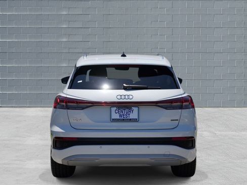 Used 2022 Audi Q4 e-tron Prestige AWD/4WD image 4