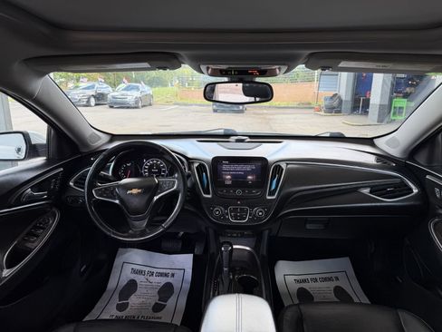 Used 2020 Chevrolet Malibu Premier FWD image 10