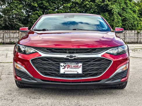 Used 2021 Chevrolet Malibu RS FWD image 2