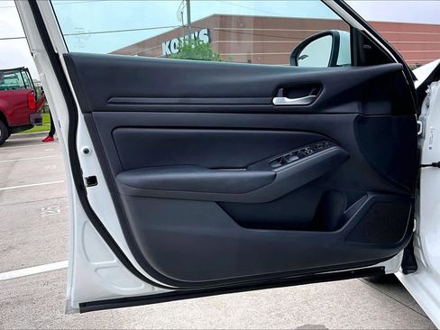 Used 2021 Nissan Altima 2.5 S w/ Driver Assist Package FWD image 22