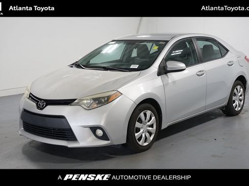 Used 2014 Toyota Corolla LE FWD image 1