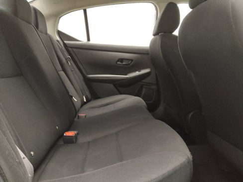 Used 2024 Nissan Sentra S FWD image 19