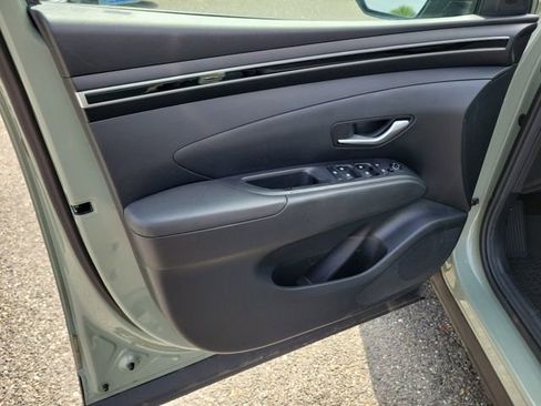 Used 2022 Hyundai Santa Cruz SE FWD image 16