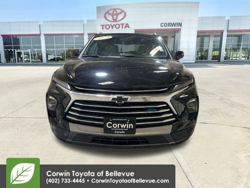 Used 2023 Chevrolet Blazer Premier w/ Driver Confidence II Package image 3