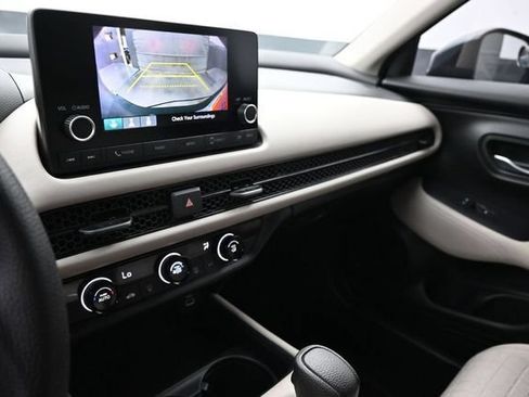 Used 2024 Honda HR-V LX image 12