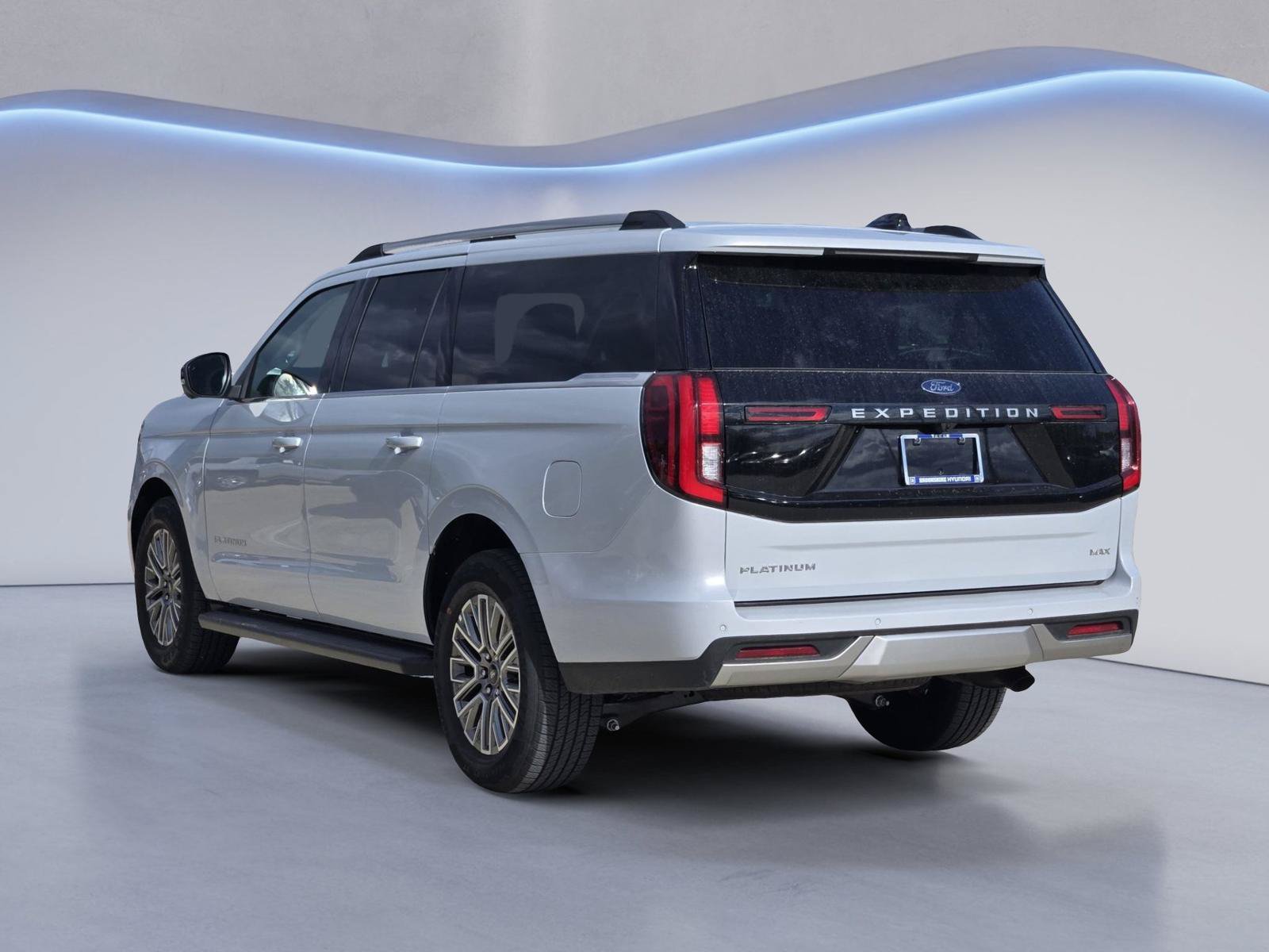 Used 2026 Ford Expedition Max Platinum AWD/4WD image 8