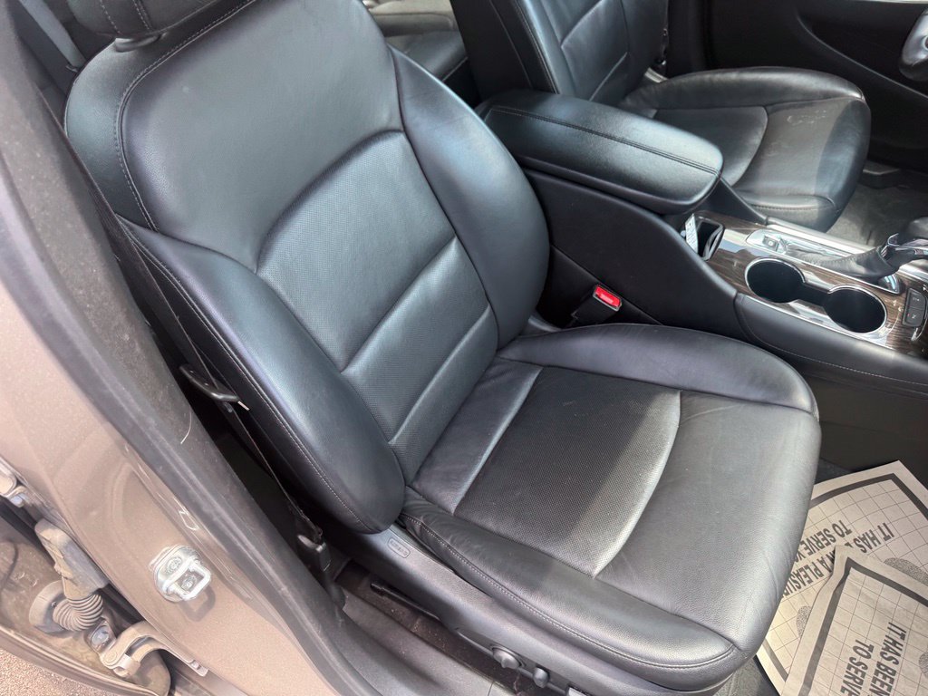 Used 2024 Chevrolet Malibu LT FWD image 51