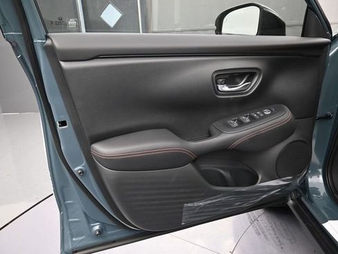 New 2026 Honda HR-V Sport image 3