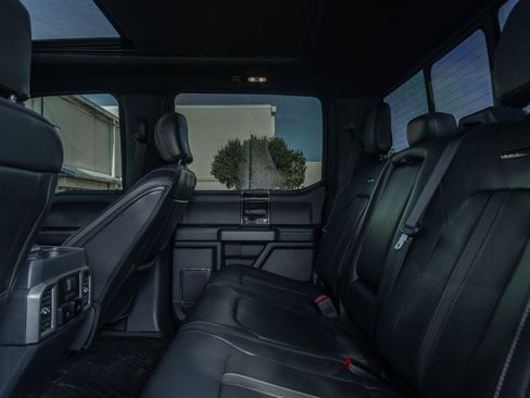 Used 2022 Ford F250 Platinum w/ FX4 Off-Road Package image 21