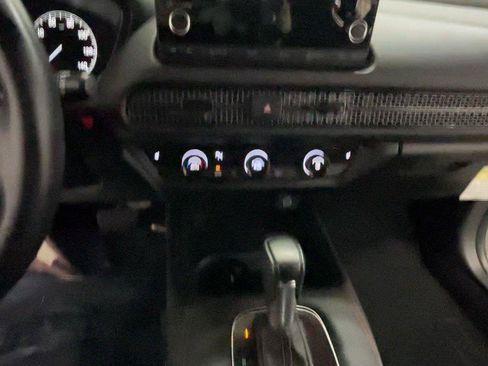Certified 2024 Honda HR-V Sport image 38