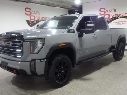 Used 2025 GMC Sierra 2500 AT4 w/ AT4 Premium Plus Package