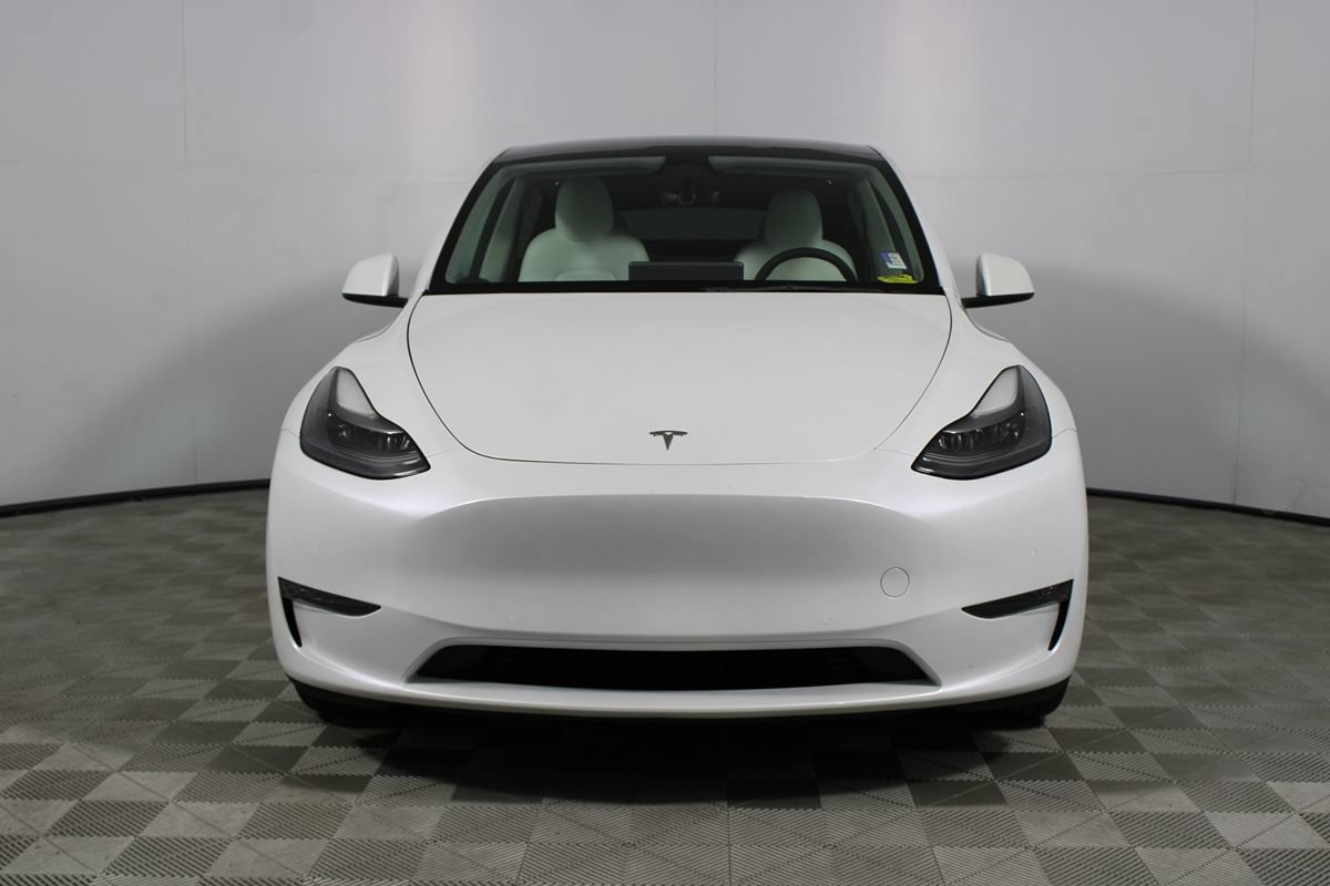 Used 2022 Tesla Model Y Performance AWD/4WD image 2