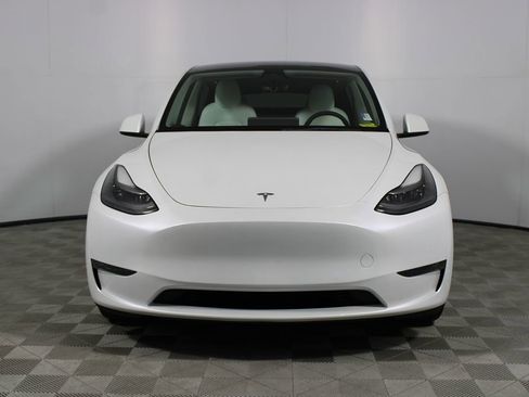 Used 2022 Tesla Model Y Performance AWD/4WD image 2