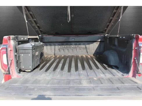 Used 2018 GMC Sierra 1500 Denali image 9