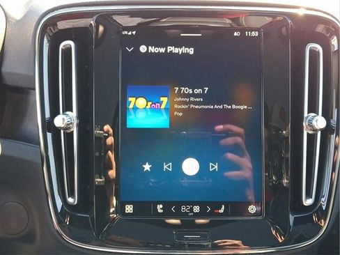 Certified 2023 Volvo C40 P8 Recharge Plus w/ Climate Package image 18