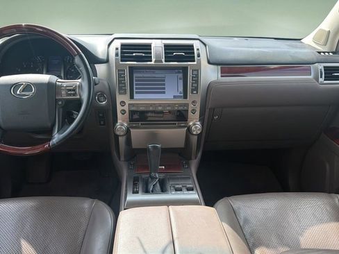 Used 2013 Lexus GX 460 w/ Comfort Plus Pkg AWD/4WD image 9