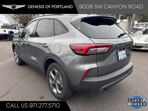 Used 2025 Ford Escape ST-Line image 5