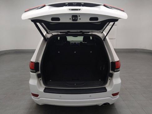 Used 2019 Jeep Grand Cherokee Altitude RWD image 29