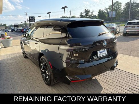 Used 2024 BMW iX xDrive50 w/ Premium Package AWD/4WD image 6