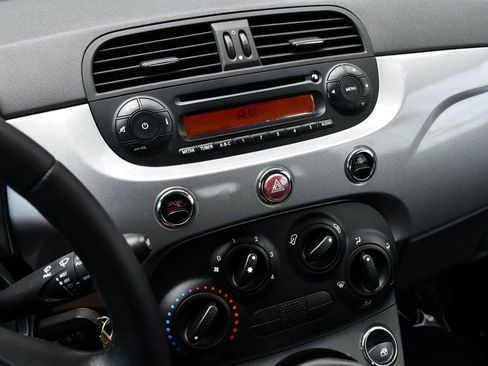 Used 2015 FIAT 500 Pop FWD image 14