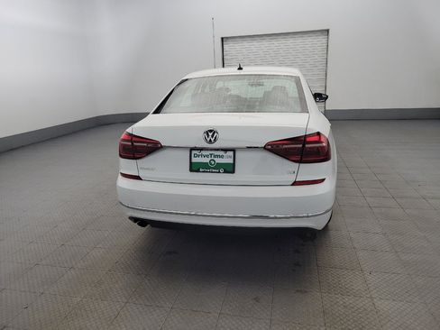 Used 2017 Volkswagen Passat 1.8T S image 7