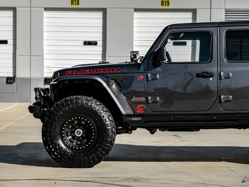 Used 2020 Jeep Gladiator Rubicon image 6