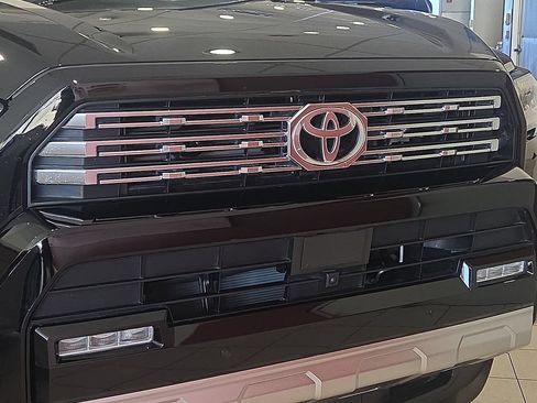 New 2026 Toyota 4Runner Limited AWD/4WD image 6