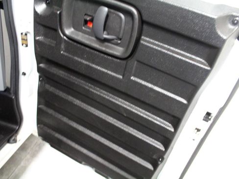 Used 2020 Chevrolet Express 2500 RWD image 24