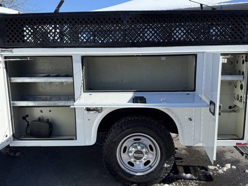 Used 2021 Ford F250 XL w/ Power Equipment Group image 12