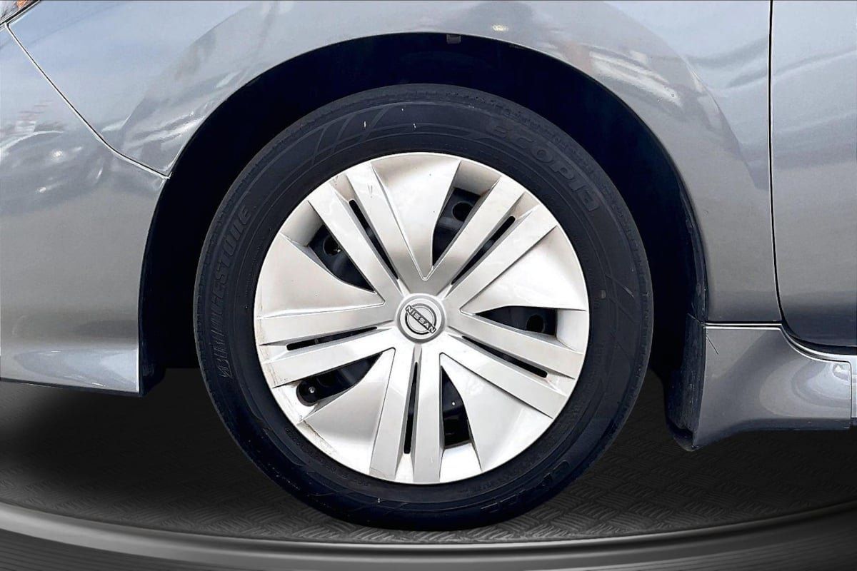 Used 2023 Nissan Leaf S FWD image 9