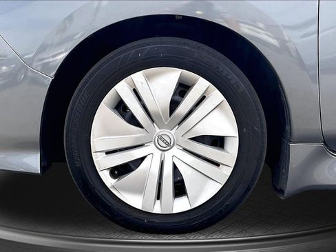 Used 2023 Nissan Leaf S FWD image 9