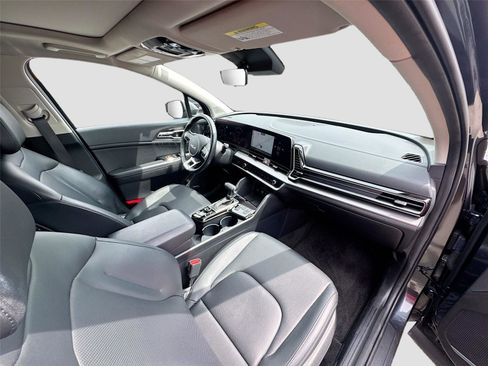 Used 2024 Kia Sportage SX image 15