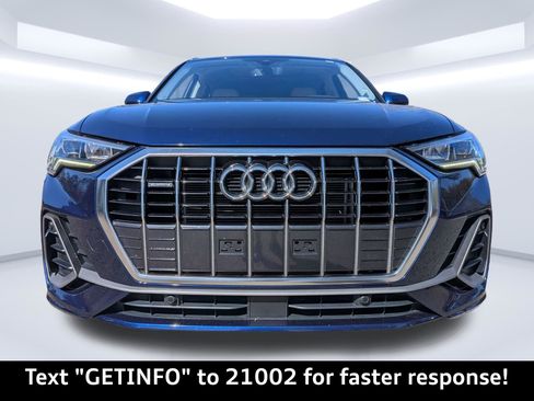 Certified 2024 Audi Q3 2.0T Premium w/ Convenience Package image 9