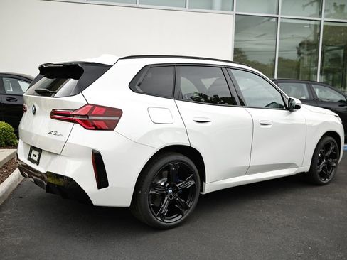 New 2026 BMW X3 xDrive30 w/ Premium Package AWD/4WD image 7