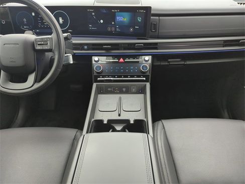 Used 2025 Hyundai Santa Fe Calligraphy image 21