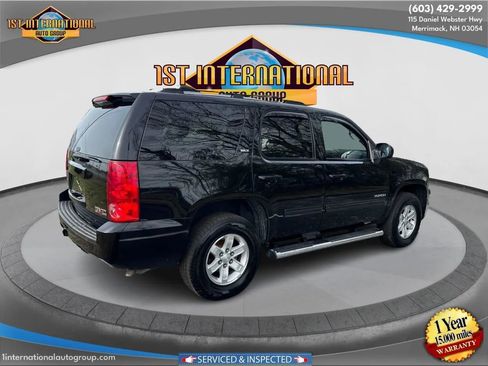 Used 2014 GMC Yukon SLT w/ SLT-2 Equipment Package AWD/4WD image 9
